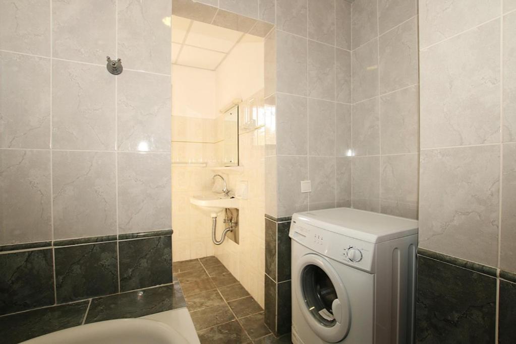 Pool Villa Grigoris Aspiotades Екстериор снимка