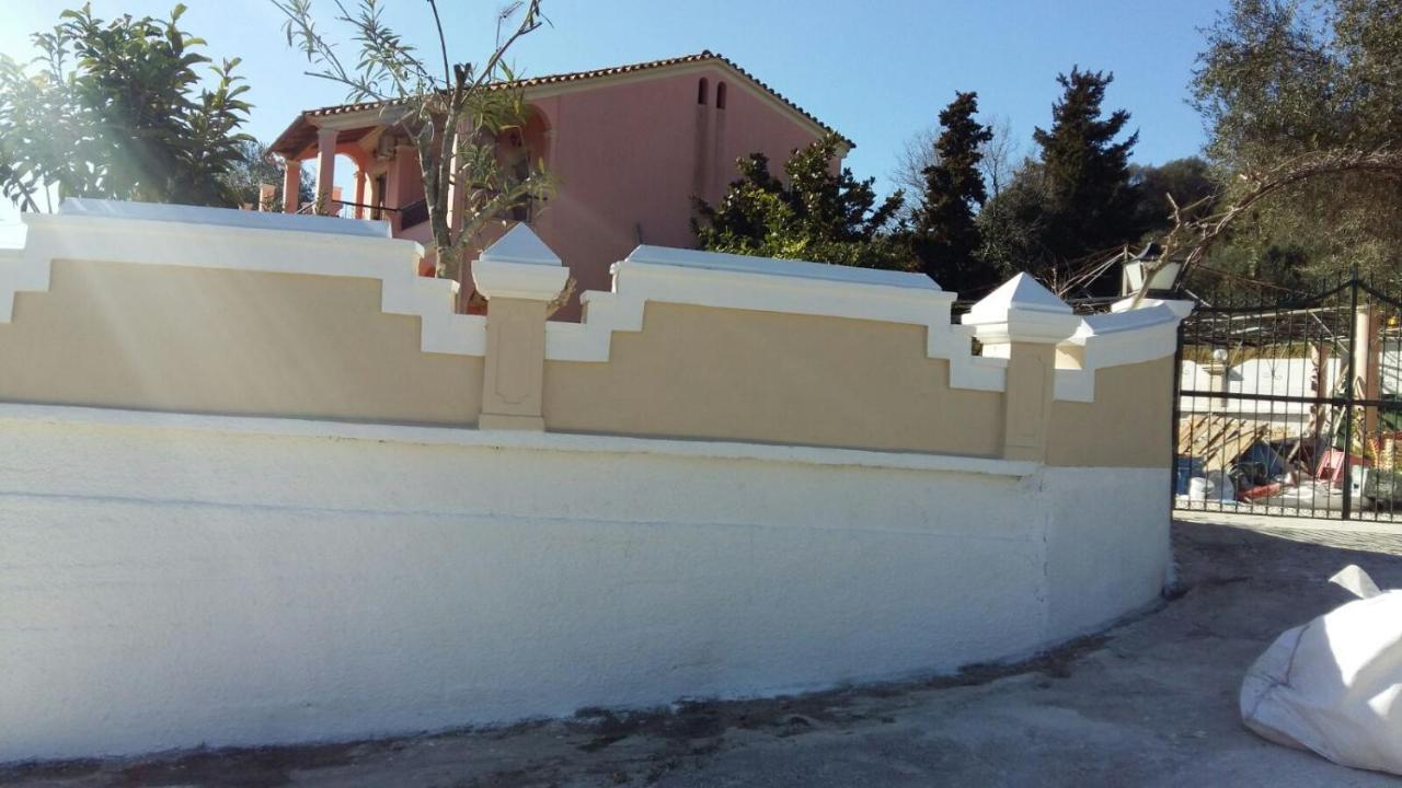 Pool Villa Grigoris Aspiotades Екстериор снимка